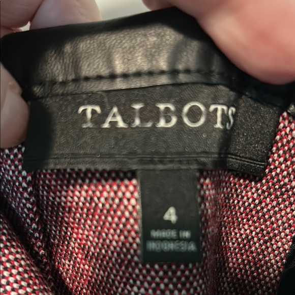 Talbots Black, White, and Red Houndstooth Pencil Skirt - Picture 3 of 6